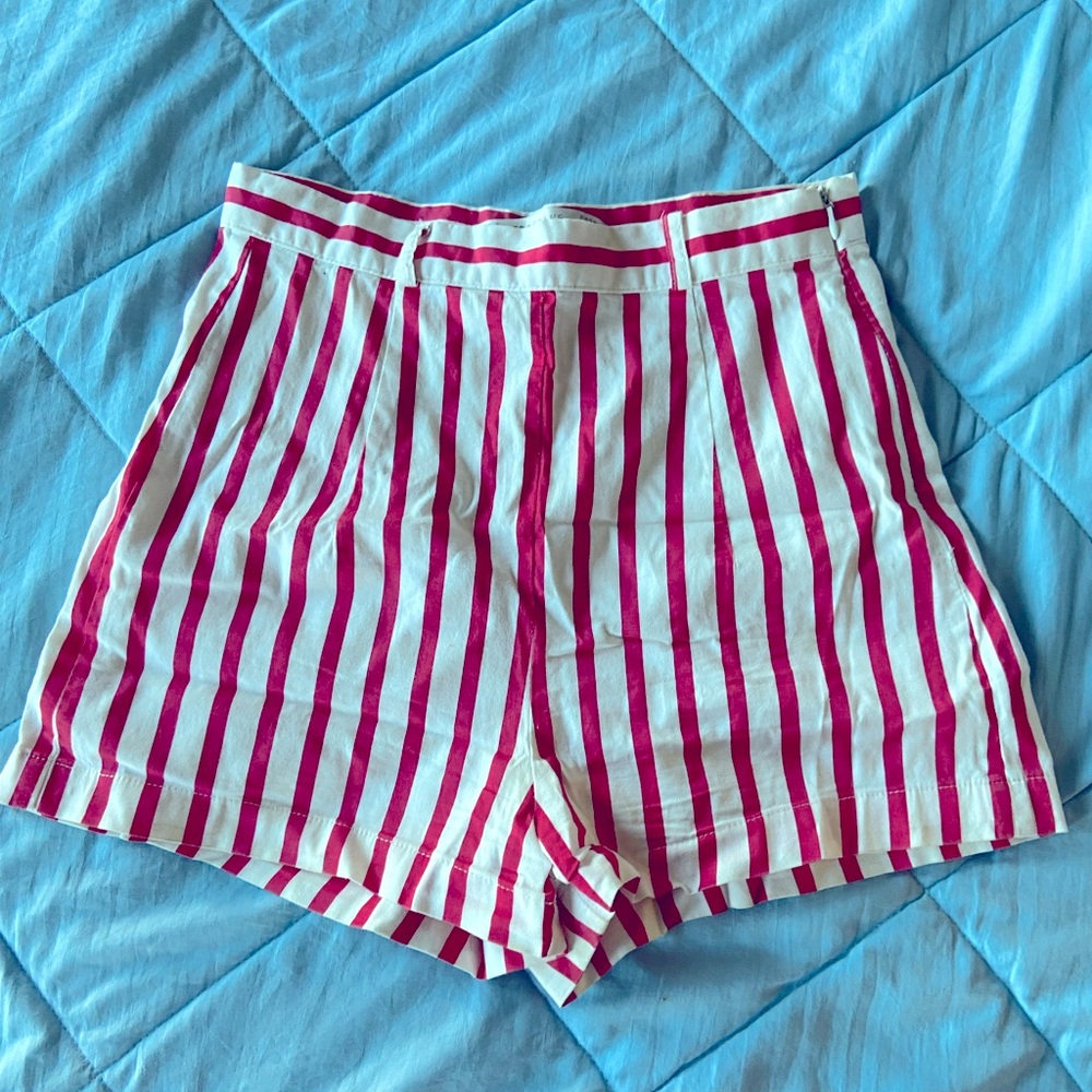 Striped vintage inspired high waisted shorts Zara